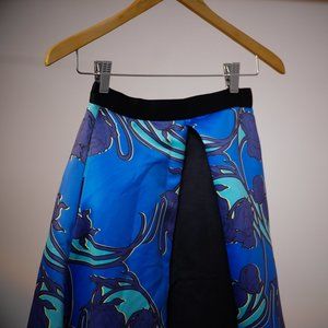 Emma Wallace Skirt (SIZE 4) rests heavy on the body yet very colorful.